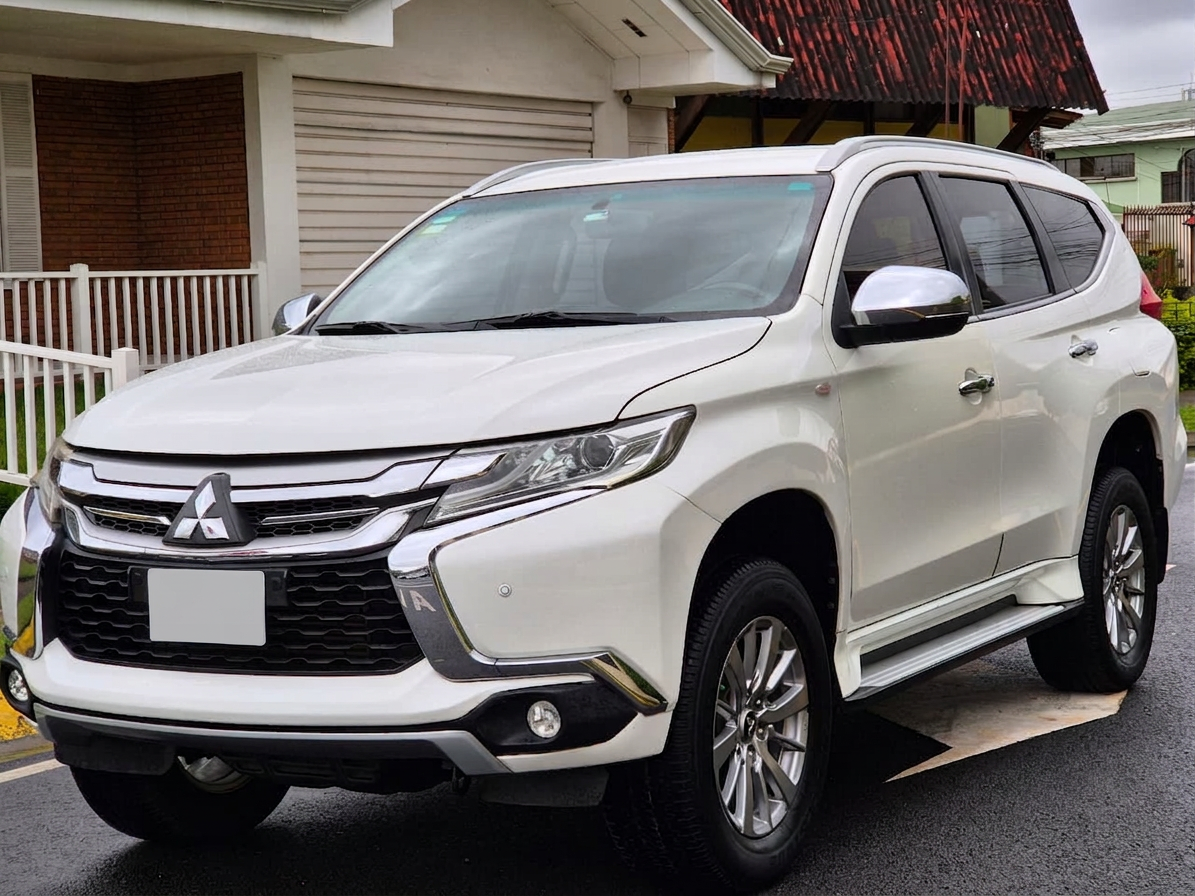 Mitsubishi Montero Sport 2019 usado en venta Costa Rica